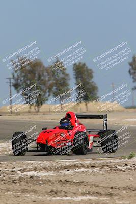 media/May-01-2022-CalClub SCCA (Sun) [[03a481c204]]/Group 6/Qualifying (I5)/